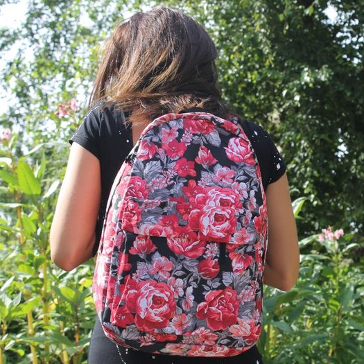 Datum litteken tekst Rugzak Roses New Trends Goedkope Schooltas Rugtas Rozen Bloemen -  reitontassen